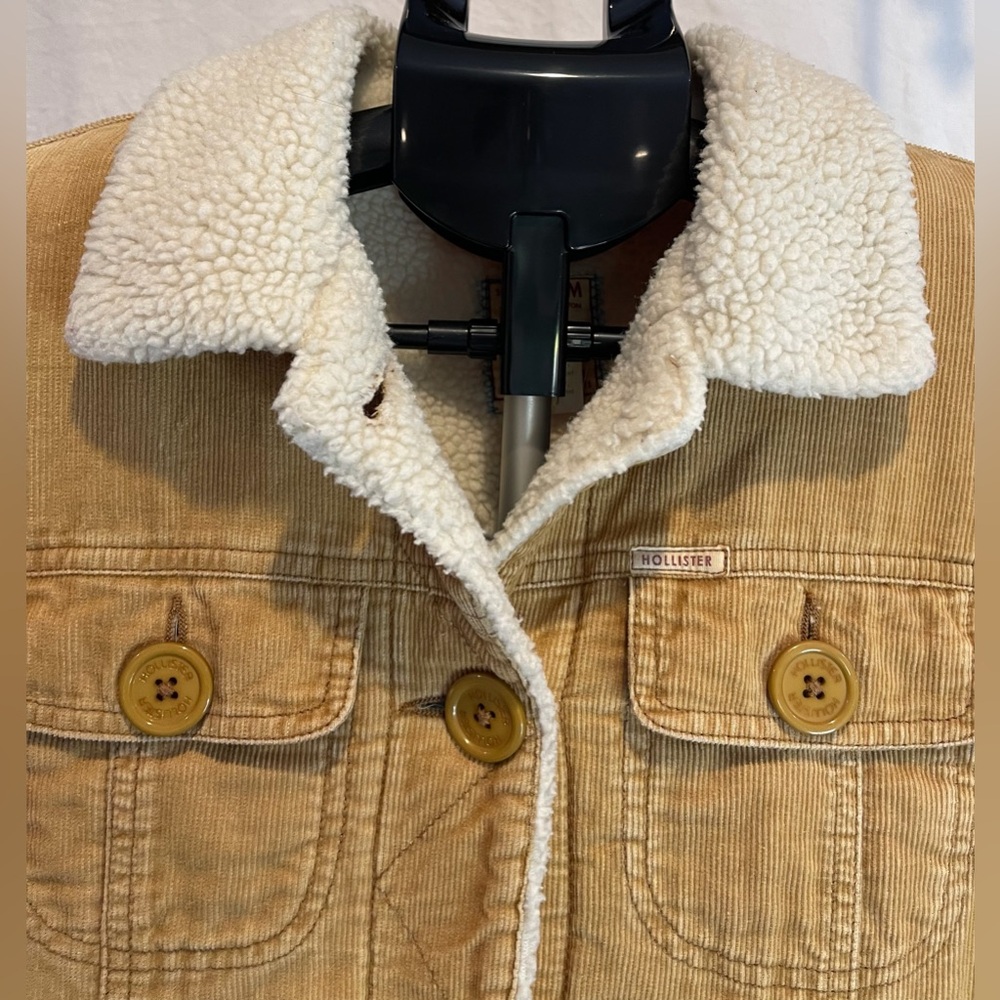 Vintage Hollister Corduroy Jacket W/Fleece Lining, Waist Length, Tan, Medium - Picture 4 of 8